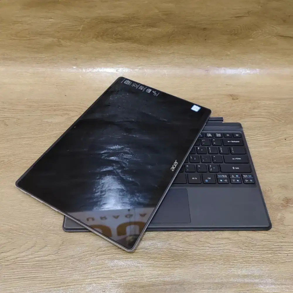 2in1 Laptop Acer Touchcreen Core i5 Gen 6 Ram 4GB bonus Mouse baru