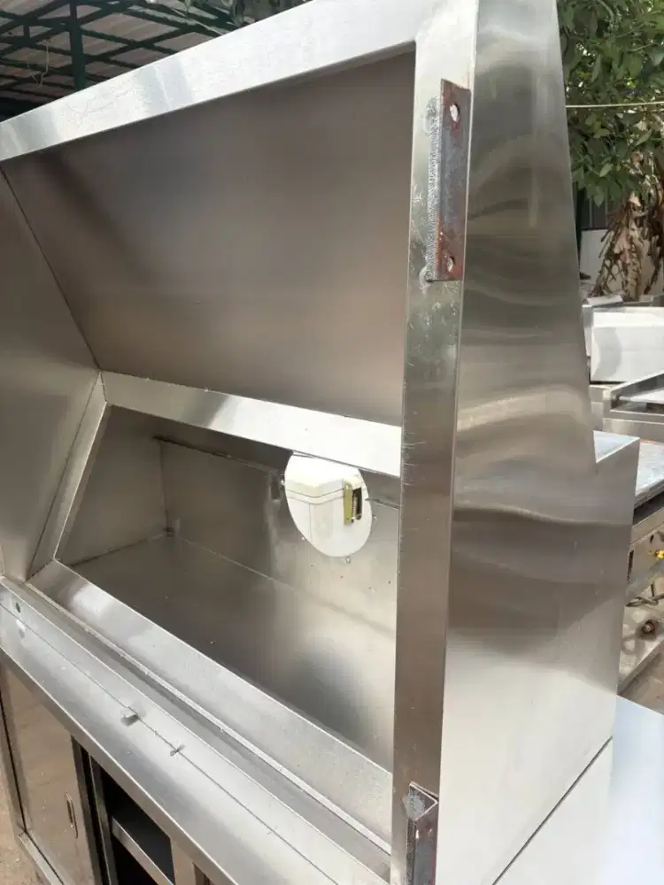 hood 
ukuran 130x100x50
harga 2,5jt