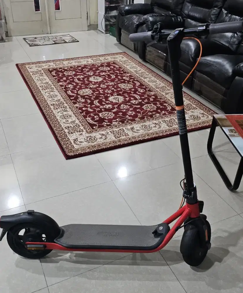 Xiaomi ninebot D28 segway skuter scooter listrik original xiaomi