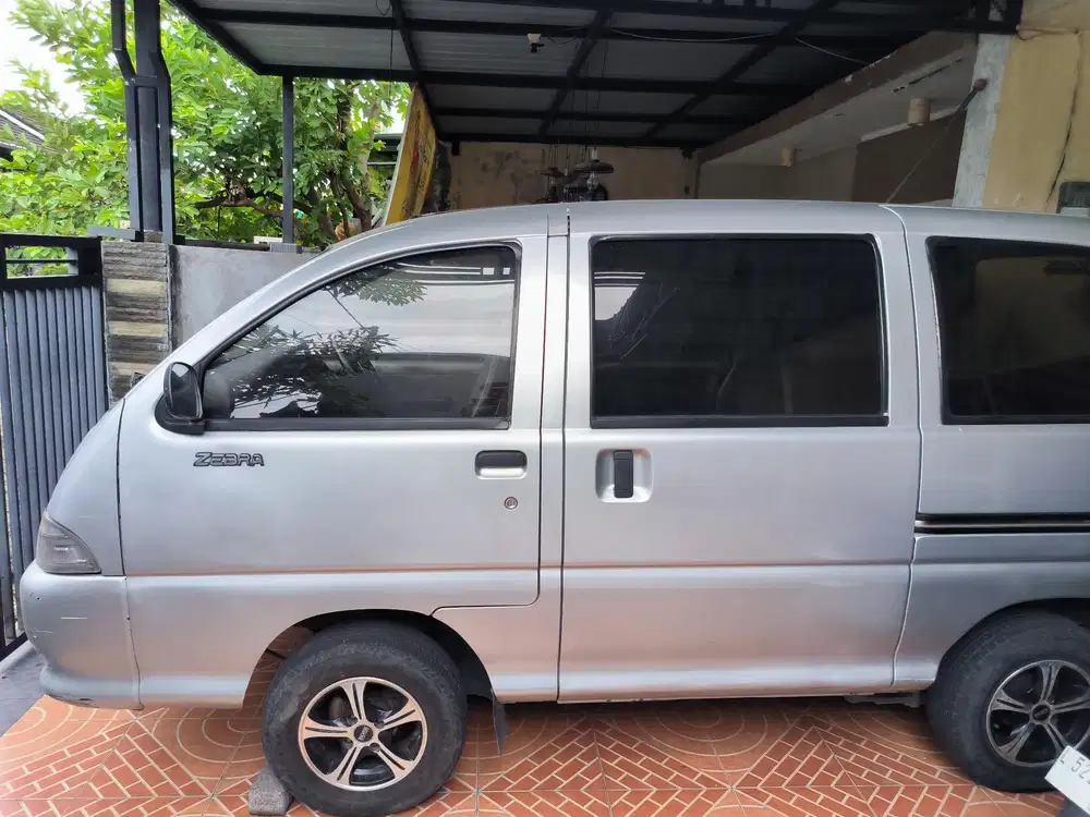 Daihatsu Espass 2005 Bensin