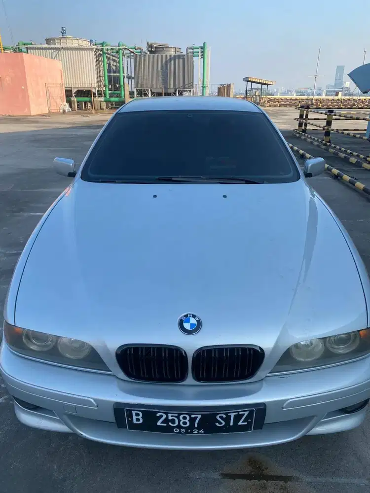 BMW E39 520i 2003