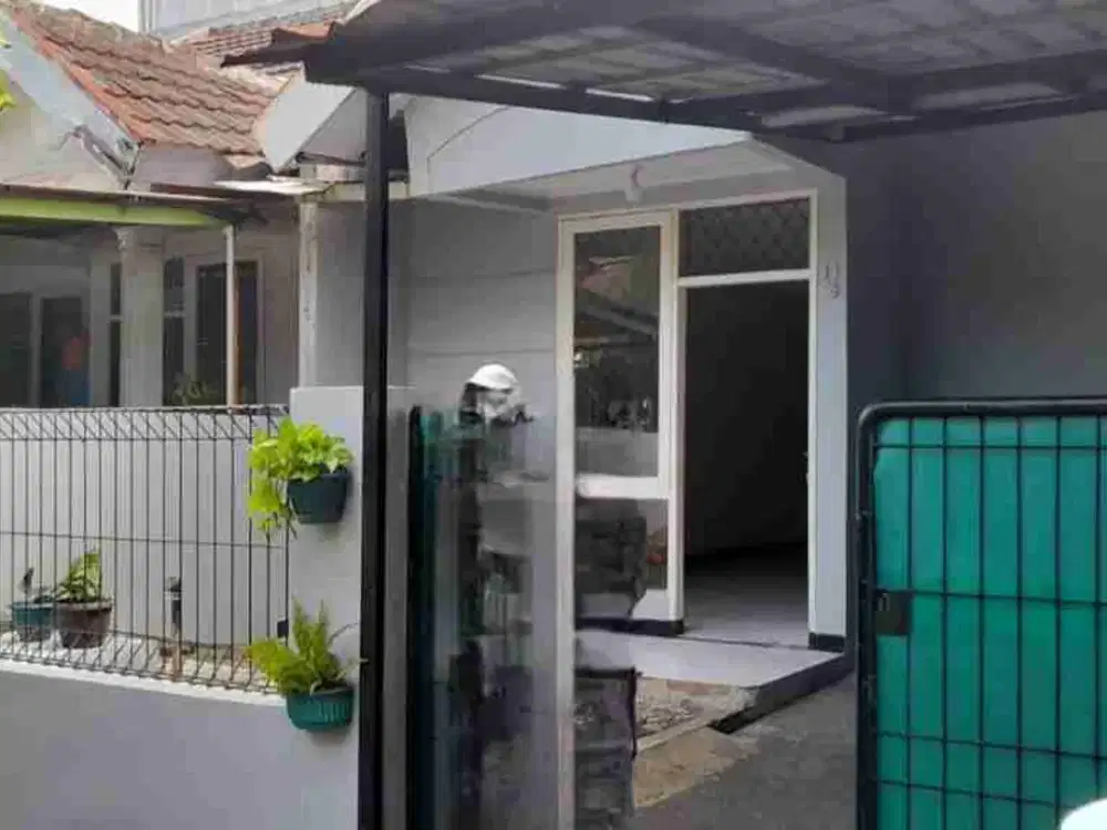 Di jual rumah di Buana Gardenia