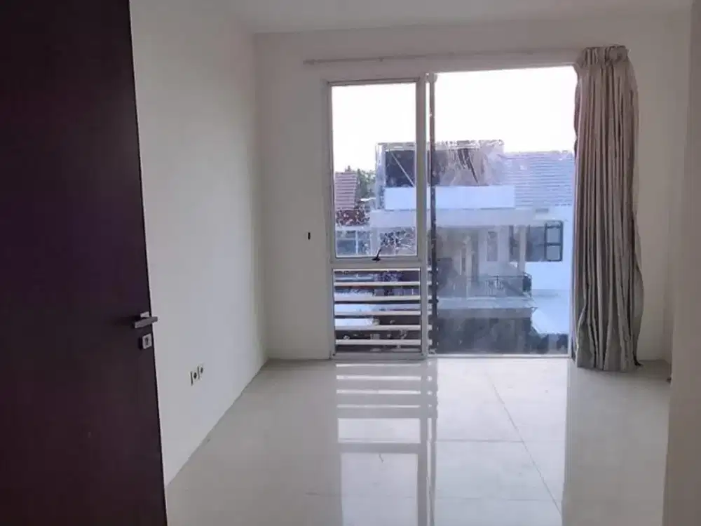 dijual  rumah jual Citra 7, bloomingdale