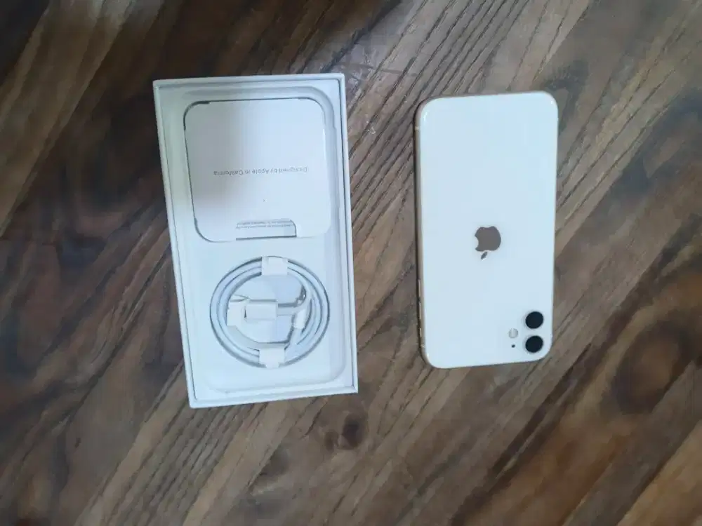 iphone 11 128gb moment putih