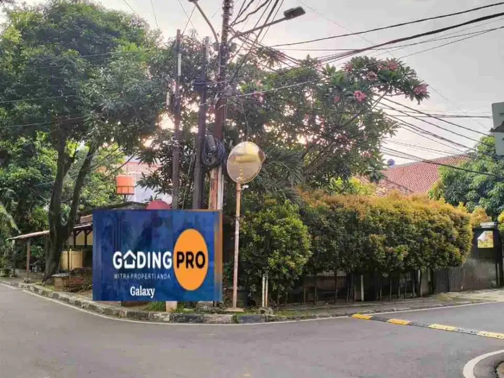 Dijual Rumah Hook LT 348 area Premium,hitung tanah/11 Milyar nego Kramat Jakarta Pusat