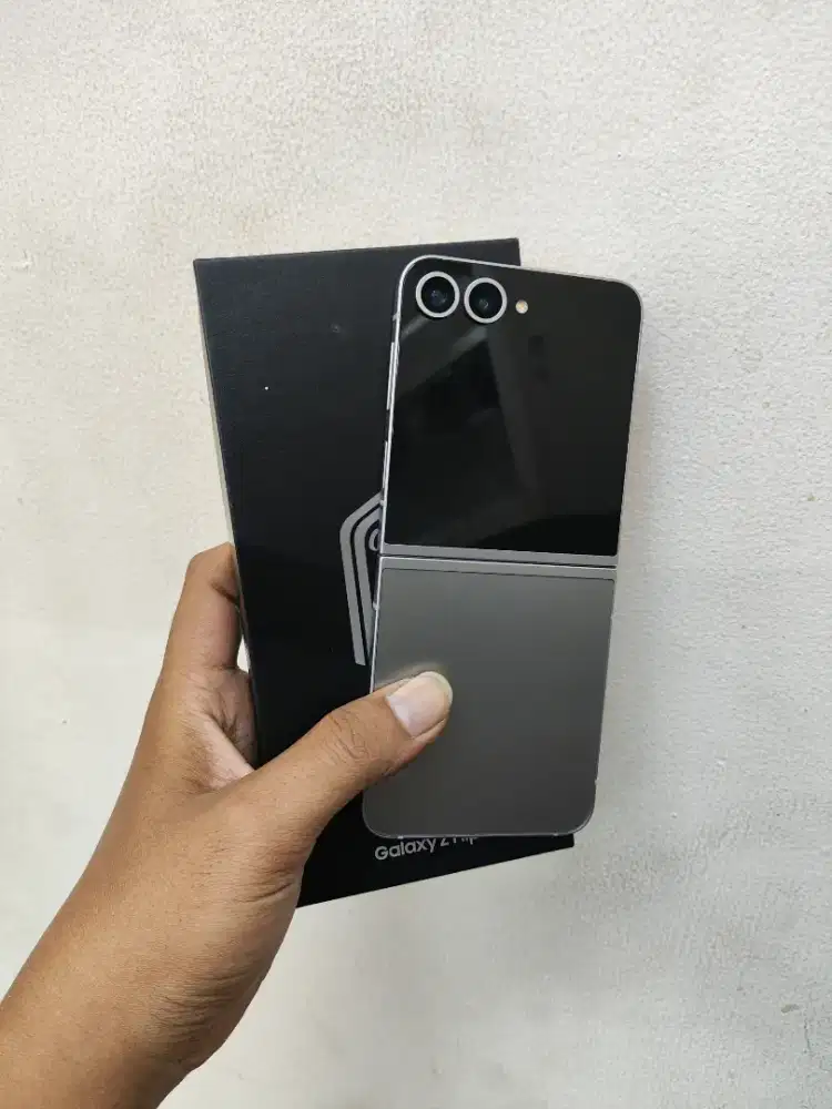 SMASUNG Z FLIP 6 12/256 FULLSET NORMAL JAYA