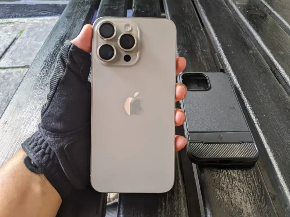 iPhone 15 Pro Max Batangan