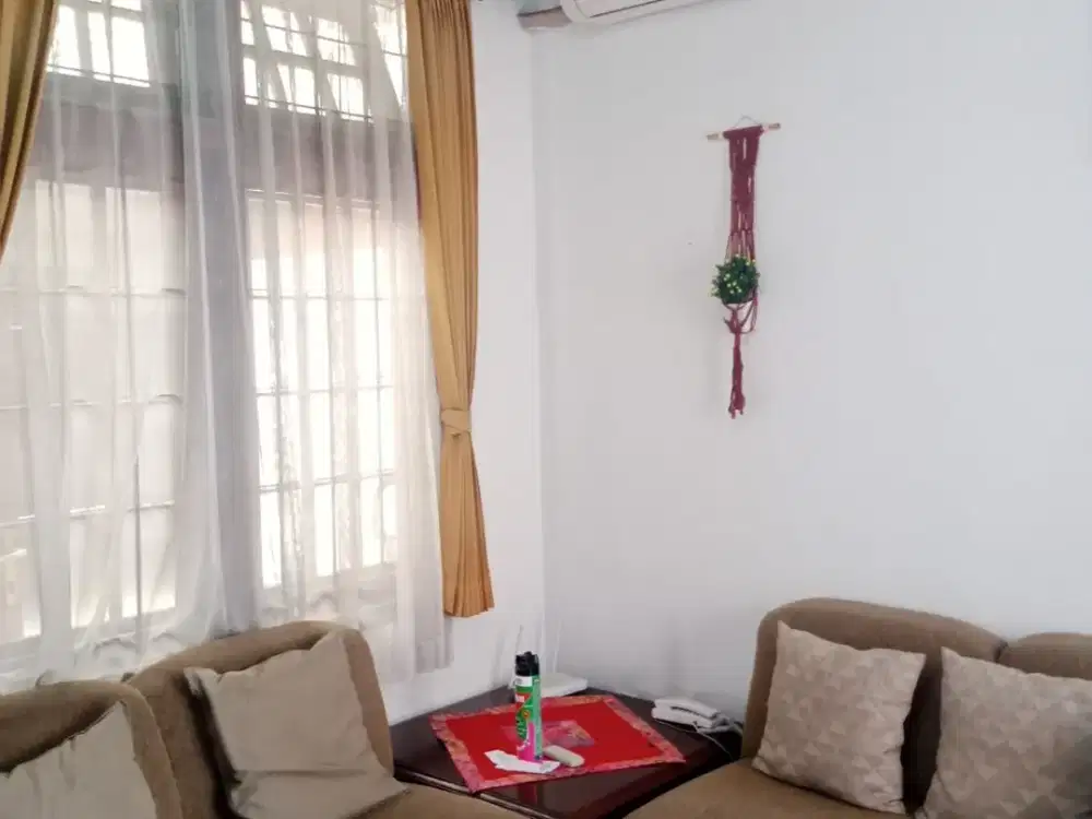 Dijual Rumah 1,5 Lantai Full Furnished Siap Huni Lokasi Strategis di Sayap Batununggal Bandung