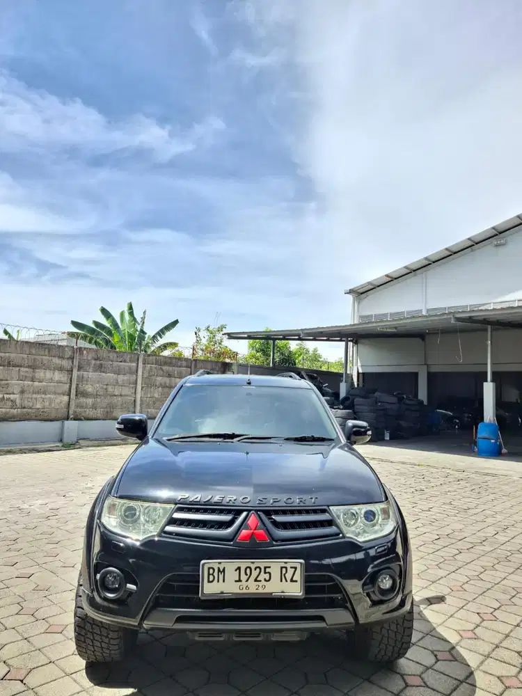 Pajero 2014 bensin matic. Km 92rb antik