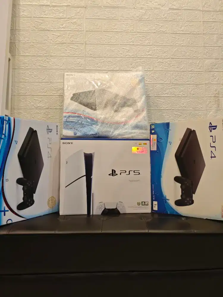 Ps4 slim 1TB & Pro 1TB SERI 7200