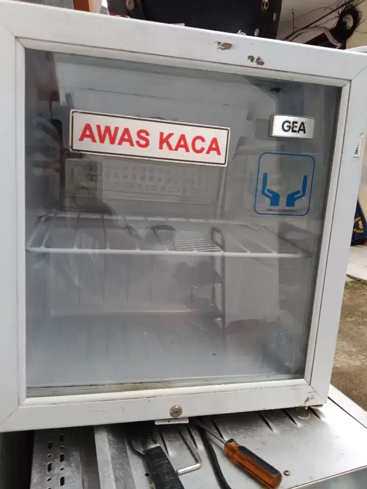 Showcase portabel GEA expo 50