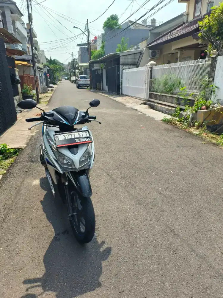 Jual Vario 125 cc tahun 2012