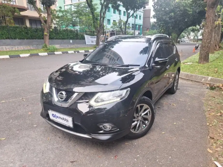 LOW DP Nissan X-Trail 2.5 Bensin-AT 2015 KYM