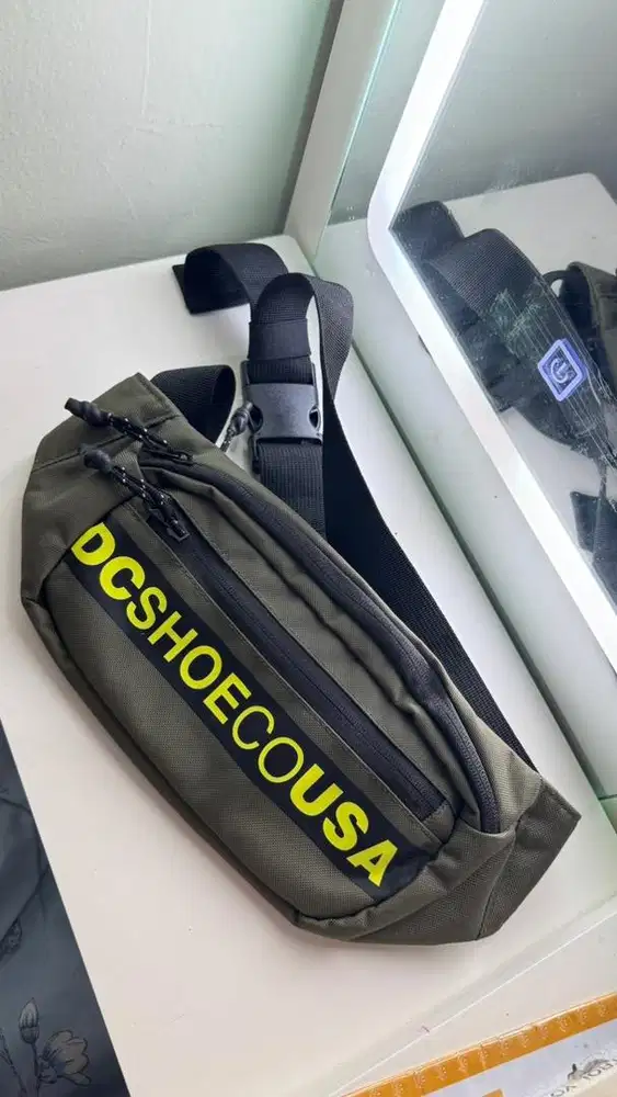 Preloved DC Zachers Bum Bag