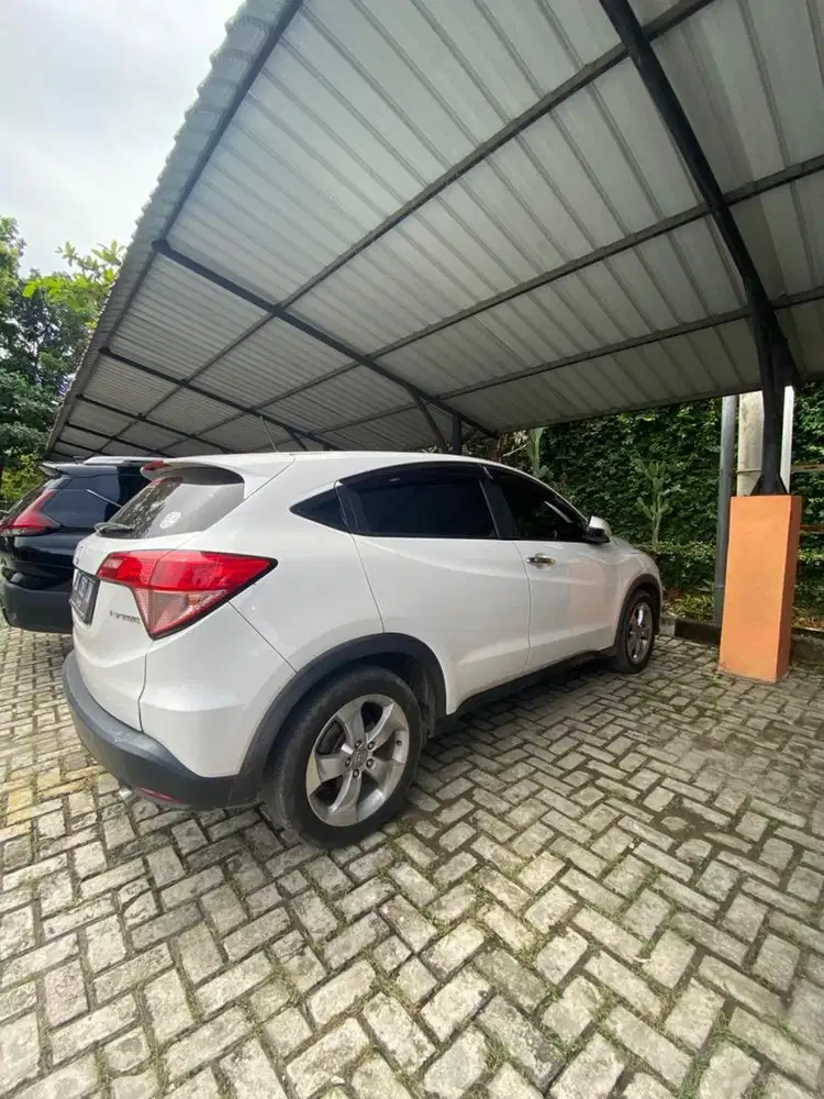 HRV 1.5 E Tahun 2015