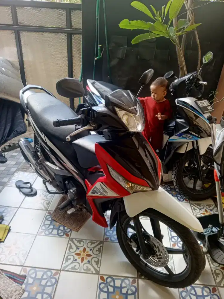 Supra x 125 fi 2014