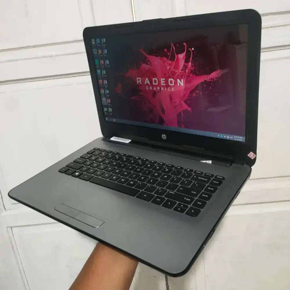 HP 14 AMD A8 7410 Ram 8GB VGA Radeon R5