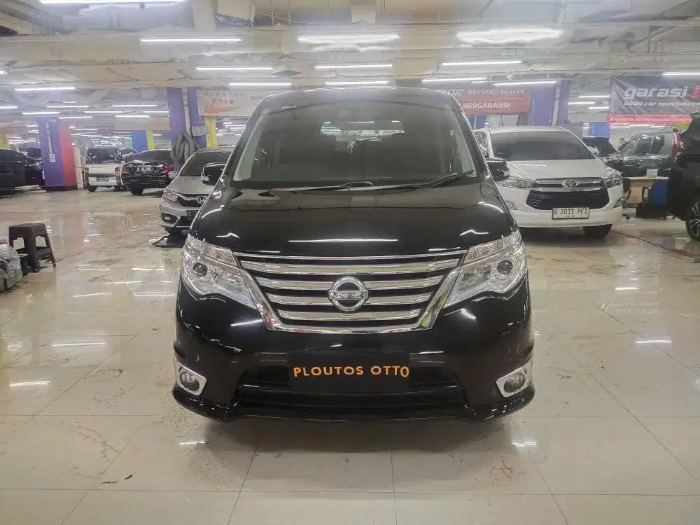 Nissan Serena HWS 2015 AT
