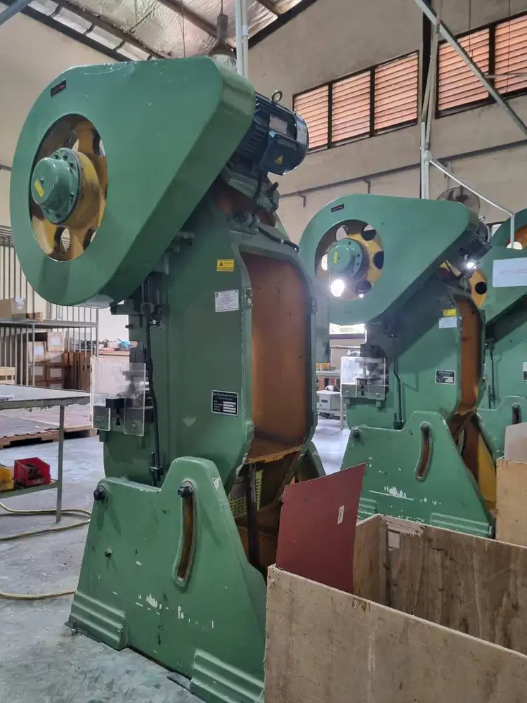 POWER PRESS MACHINE JS21S-40 - MESIN PUNCHING - MESIN PUNCH