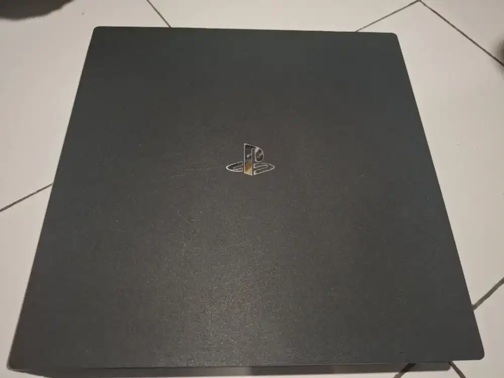 PS4 PRO 1TB ORI