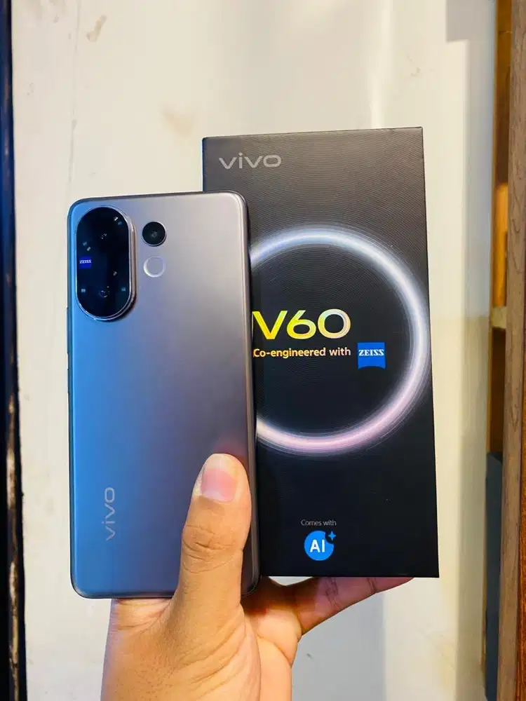 Vivo V60 12/512gb