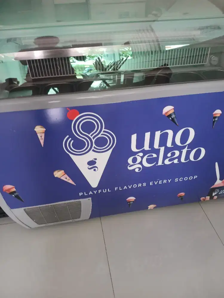 Di jual showcase Gelato