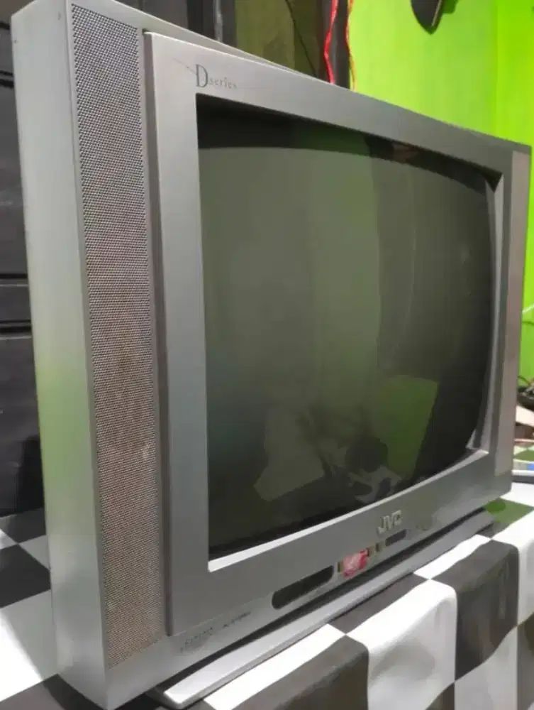 Di jual TV JVC 21