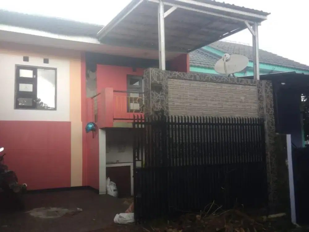 MURAH!!! RUMAH SIAP HUNI DI KOMP. GREEN CITY VIEW, JATIHANDAP PADASUKA, DKT TERMINAL CICAHEUM CIKUTRA KOTA BANDUNG