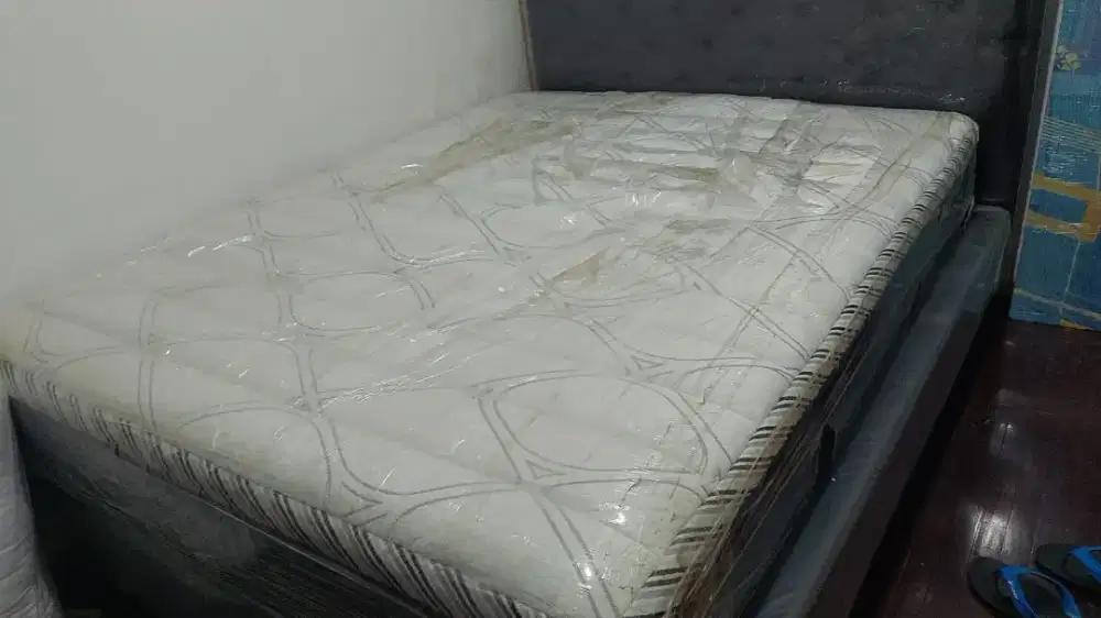 Kasur Bekas tanpa Dipan