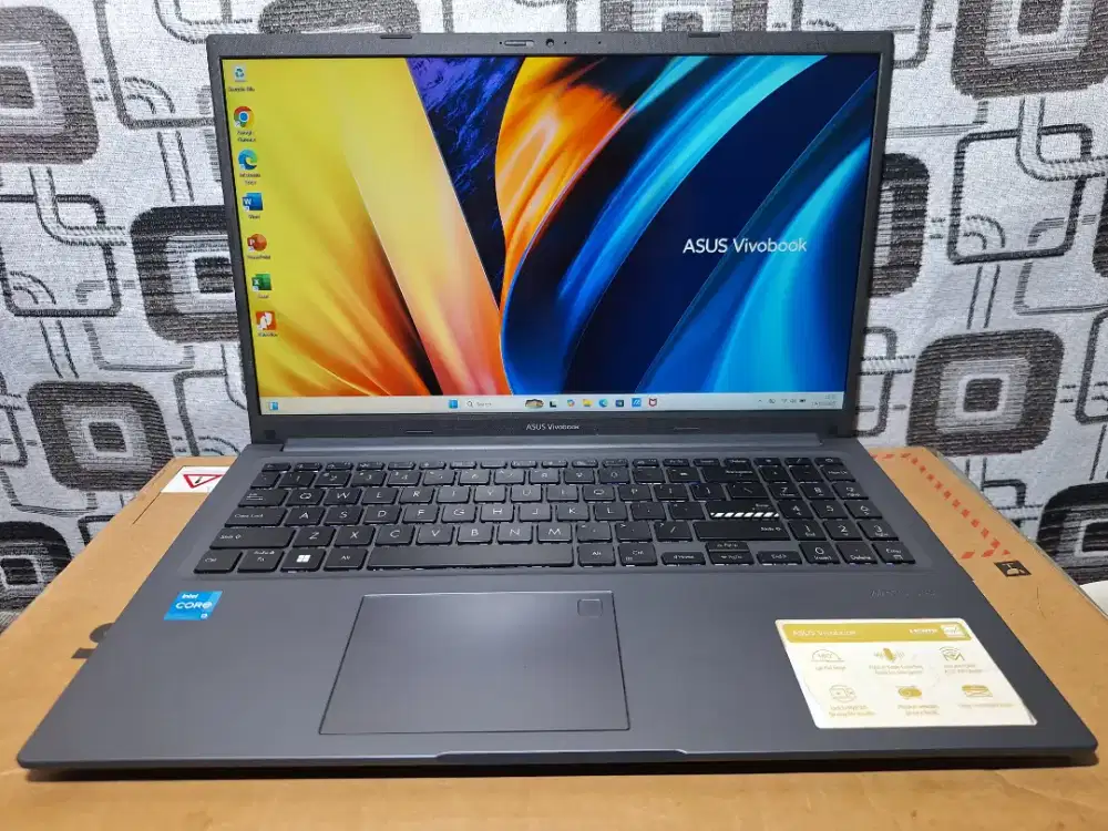 Asus VivoBook A1502ZA Core i3 gen 12 Backlit Layar Touchscreen Garansi