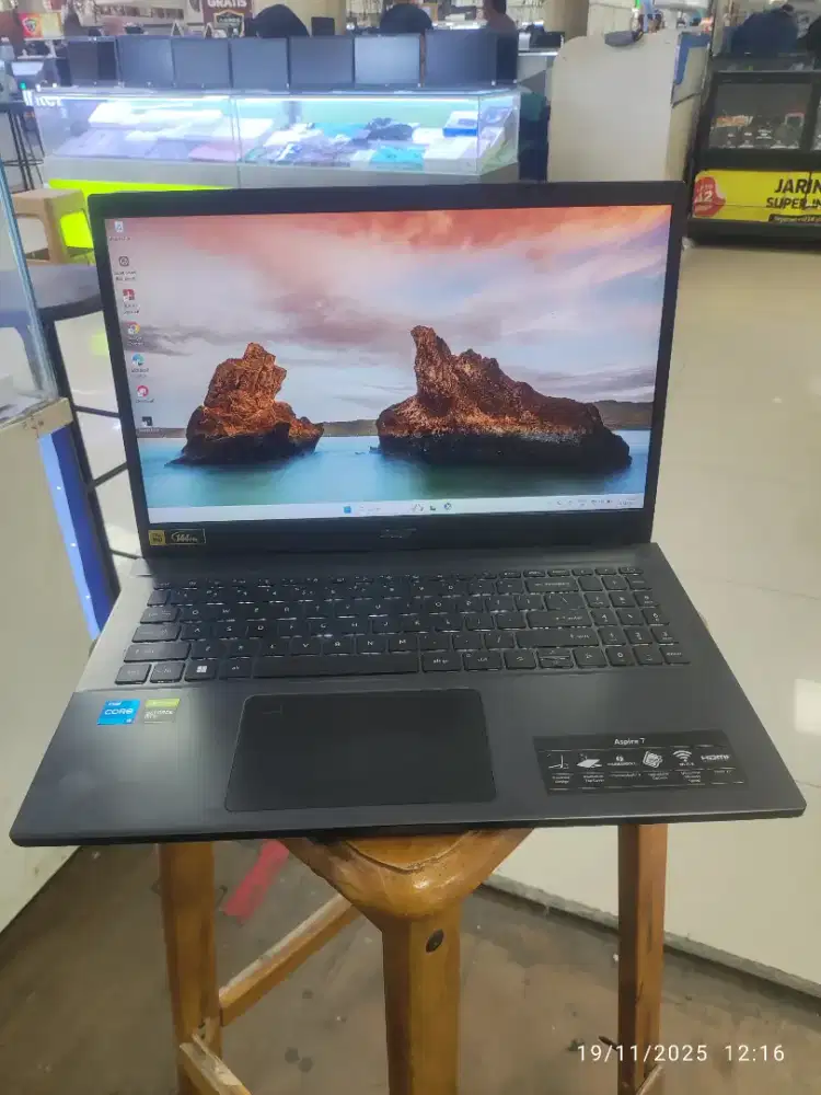 Acer Aspire 7 Gaming 15inc Core i5-12450H Ram 16/512GB GTX 1650 4GB