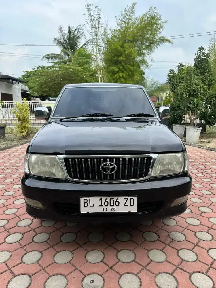 TOYOTA KIJANG 2003 HITAM BENSIN