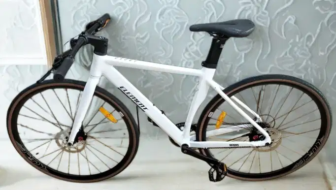 Sepeda Hybrid - Element FRC 50 CRZ 700C - Size M (50) - White