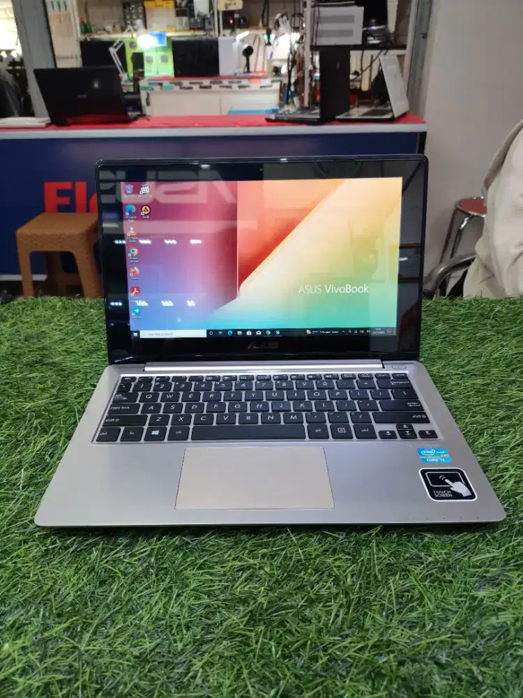 Jual murah Laptop Asus Touchscreen i3