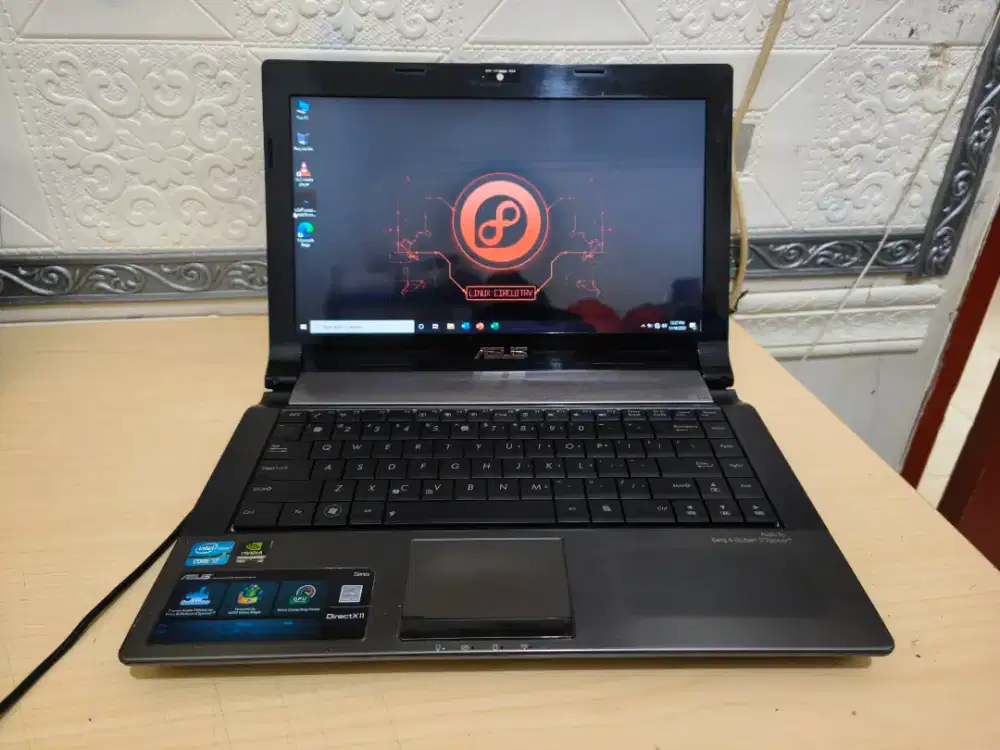 Laptop ASUS N43SL Core i7 2670QM 2.2Ghz 8GB/128GB SSD Nvidia GT 540M