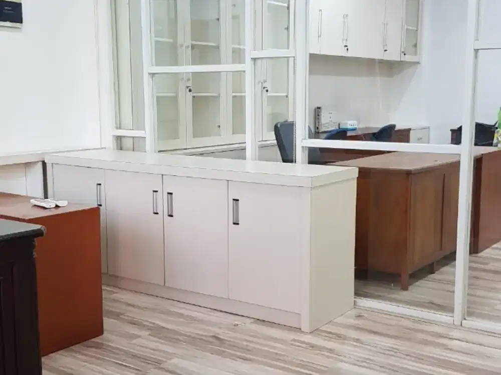 Disewakan Ruko Gading Batavia Semi Furnished