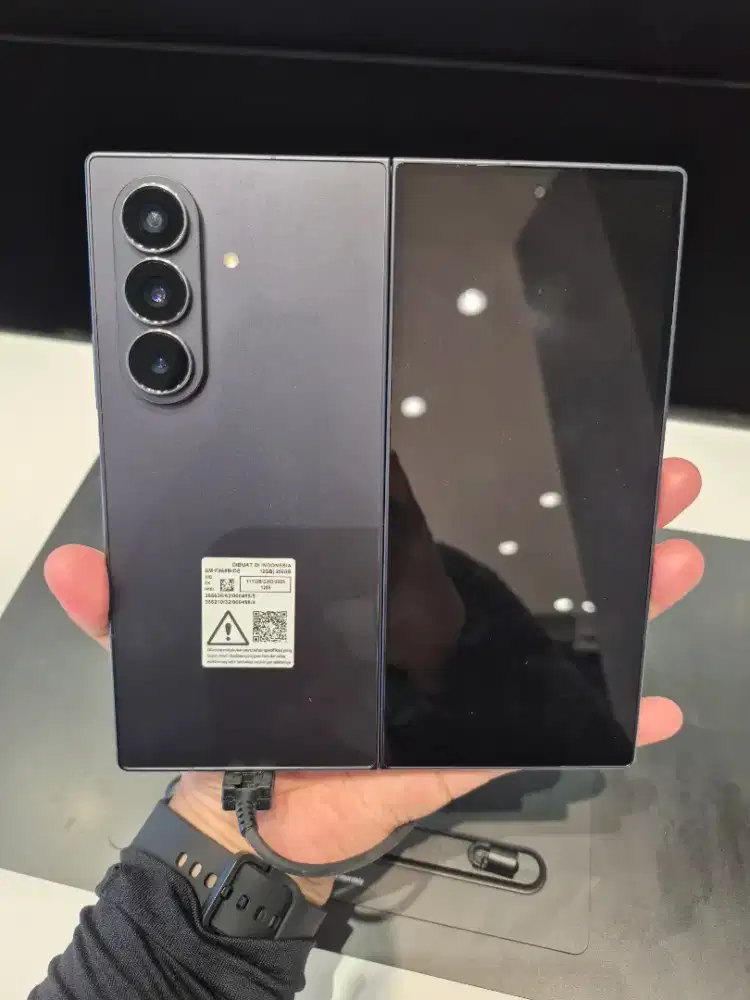 SAMSUNG GALAXY Z FOLD7 PROMO CICILAN BUNGA 0% DAN GRATIS 2X ANGSURAN