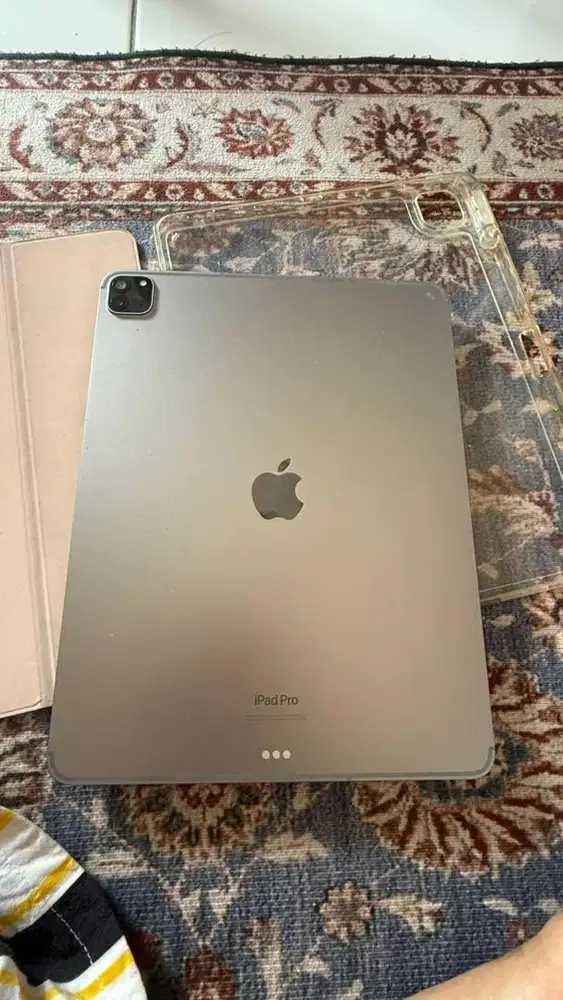 Ipad M2 pro 12,9inch 256GB gen 6 udah bisa pake SIM dan Wifi