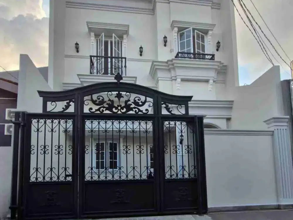 Dijual rumah baru 2 lt, komplek DPR joglo jakarta barat