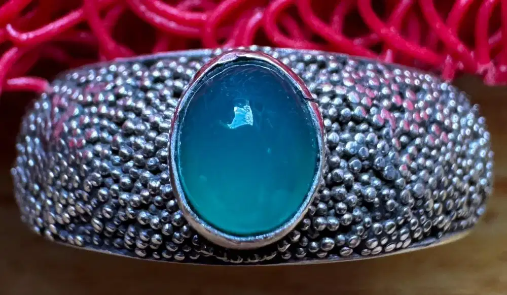 Cincin Batu Bacan Kristal