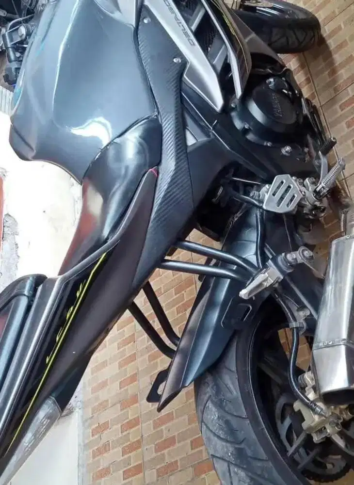 Yamaha R15 V2 Siap jalan jauh