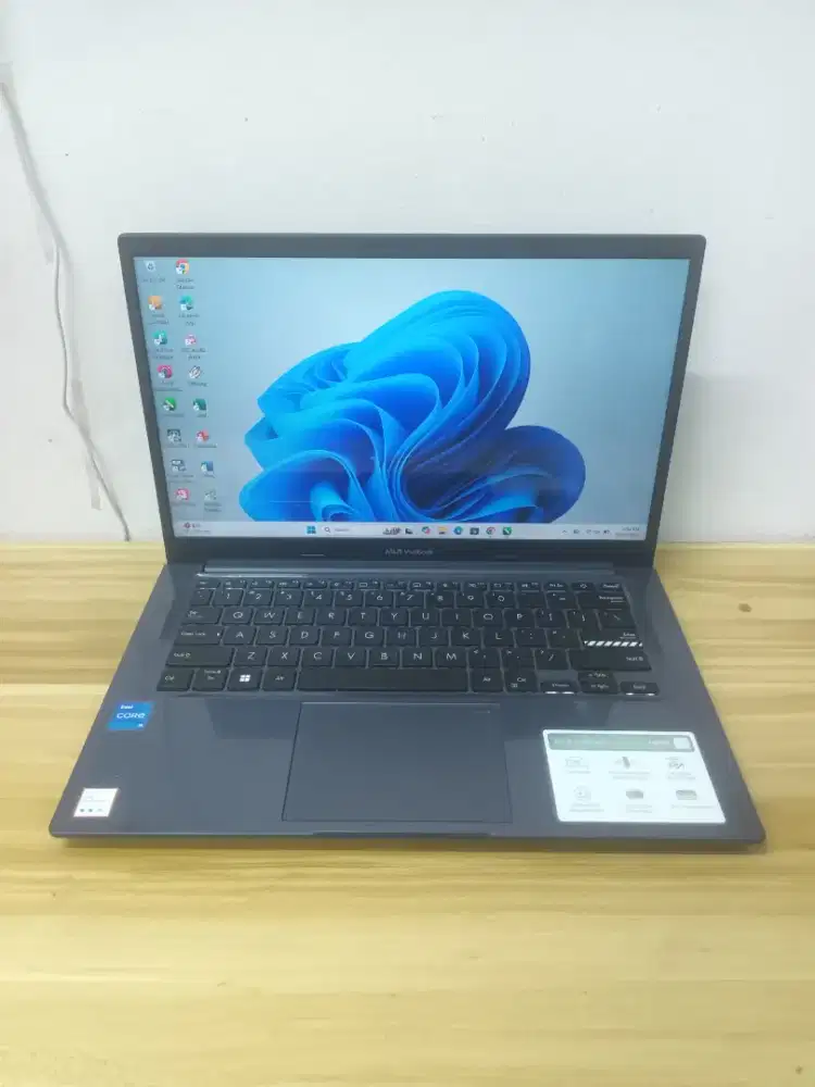 Asus Vivobook X1402ZA. Intel Core i5-1235u. Ram 8gb. Ssd 512gb