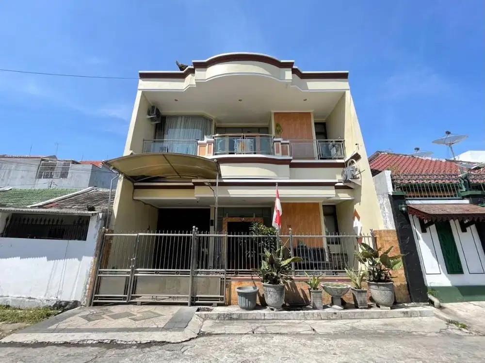 (CASH ONLY) Murah Rumah Terawat BABATAN PANTAI Surabaya Timur