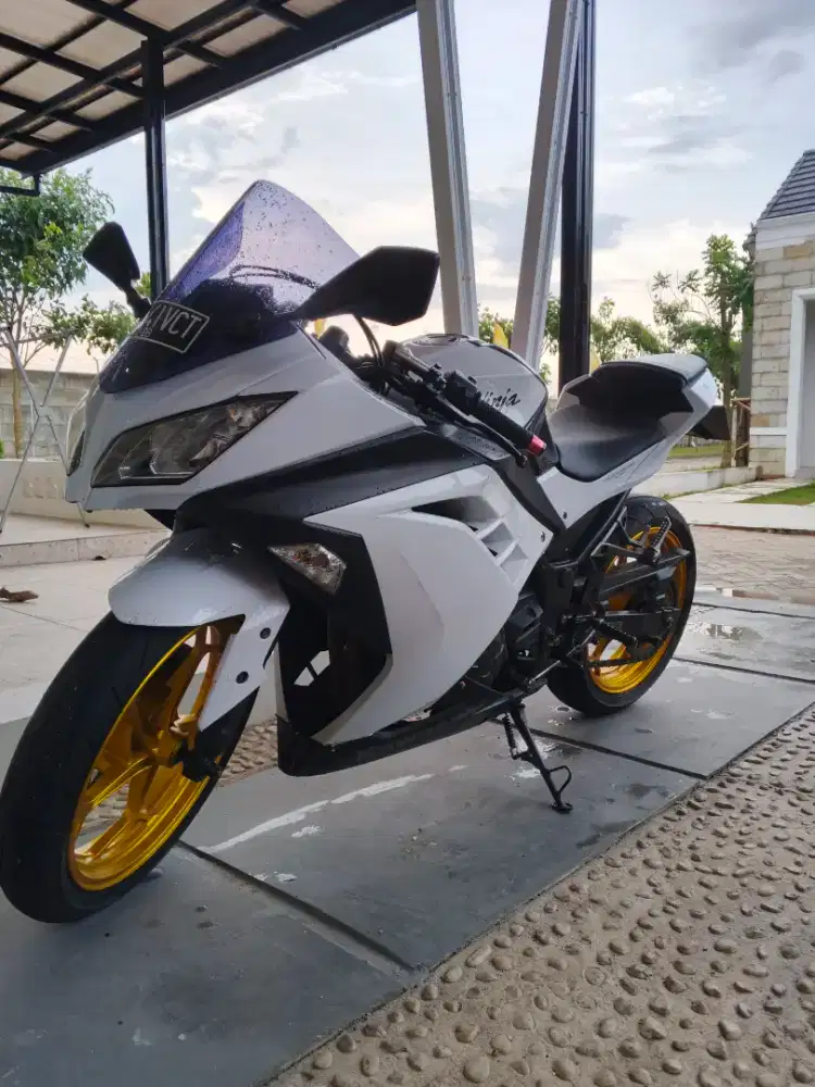 Over motor ninja 250fi 2013 warna putih