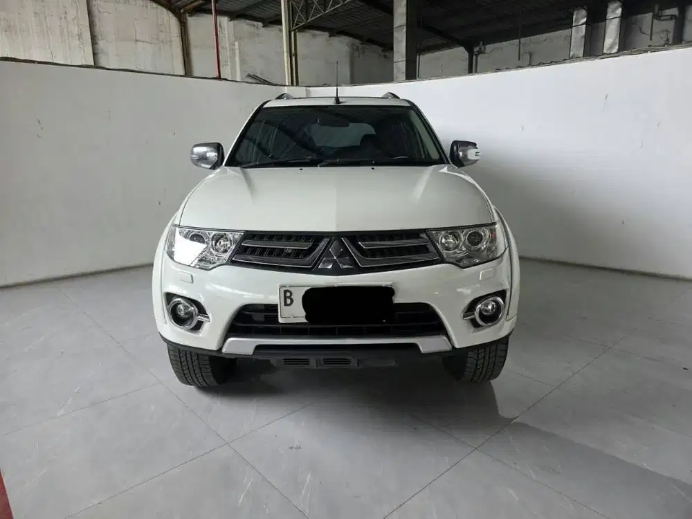 Mitsubishi  Pajero Dakar 2.5  VGT AT ( Matic ) 2013 Putih Plat Genap
