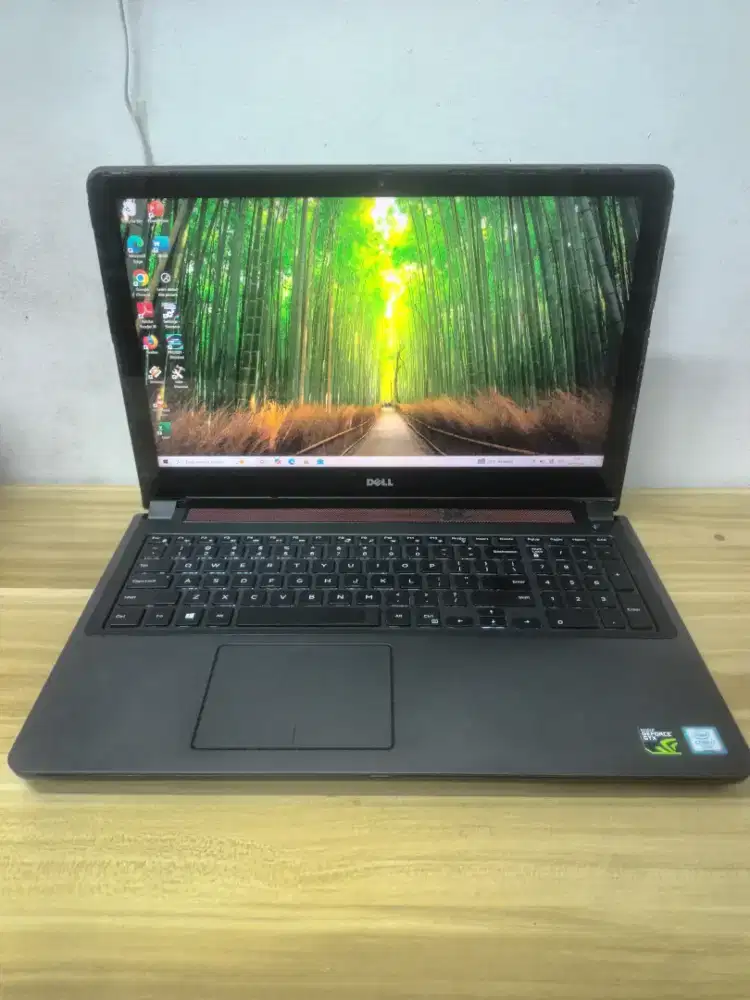 Dell Inspiron 7559. Core i7-6700hq. Gtx 960m 4gb. Ram 16gb. Ssd 512gb