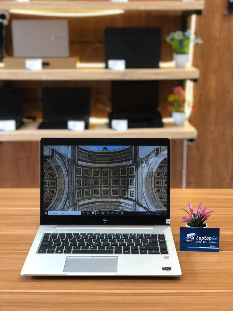 HP ELITEBOOK RYZEN 5 PRO RAM 16/256 GB AMD RADEON VEGA GRAPHIC 8 BEKAS