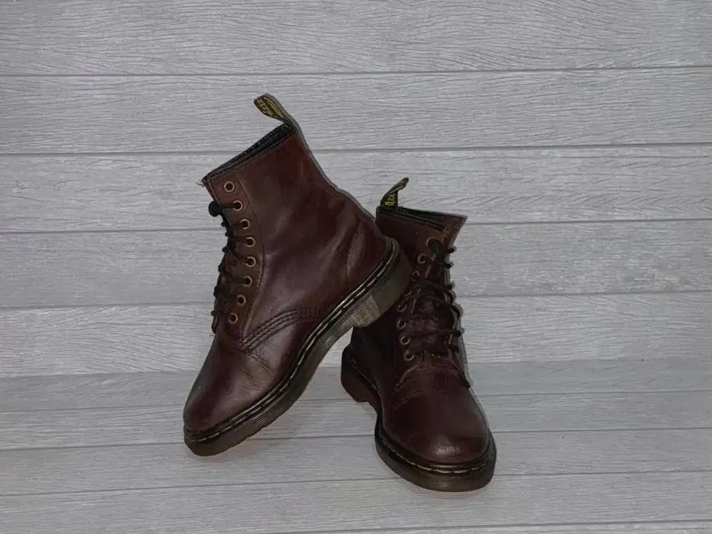 Dr. Martens 1460 Crazy Horse Brown 8 Hole