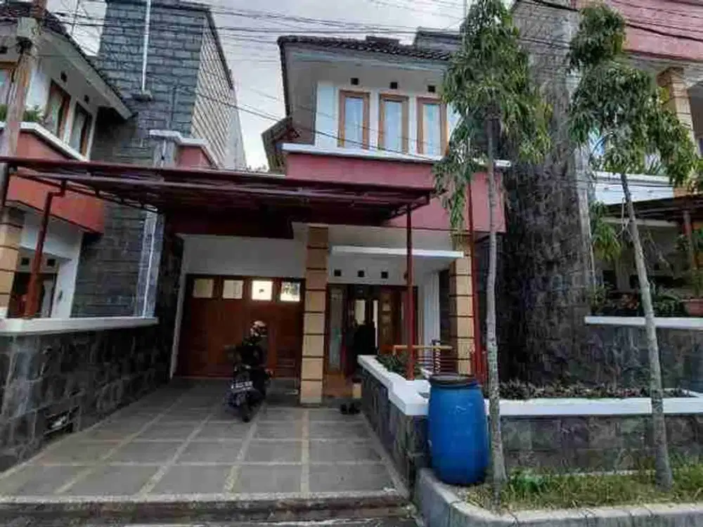 rumah siap huni sayap Dago dekat itb belakang hotel Jayakarta