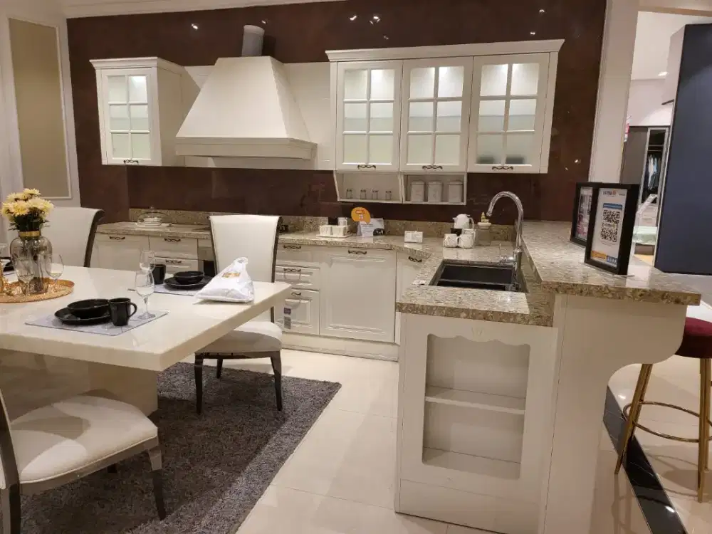 Kitchen set full marmer ada mini bar custom diinforma kondisi mulus